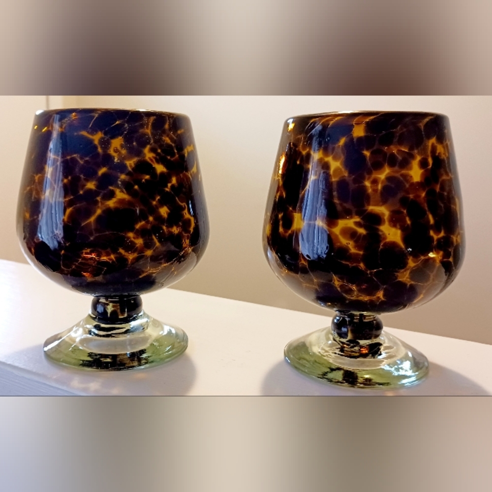 Tortoise Wine Goblets, 6" high, Set of 2, FIRM On Price - Picture 7 of 8